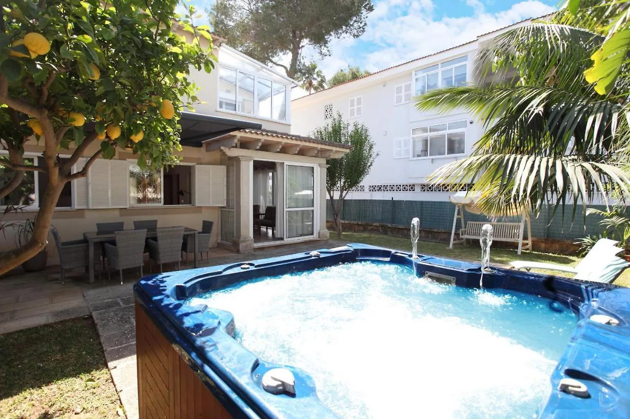 Villa Beach Alcudia, Lovely House With Jacuzzi Spanyolország
